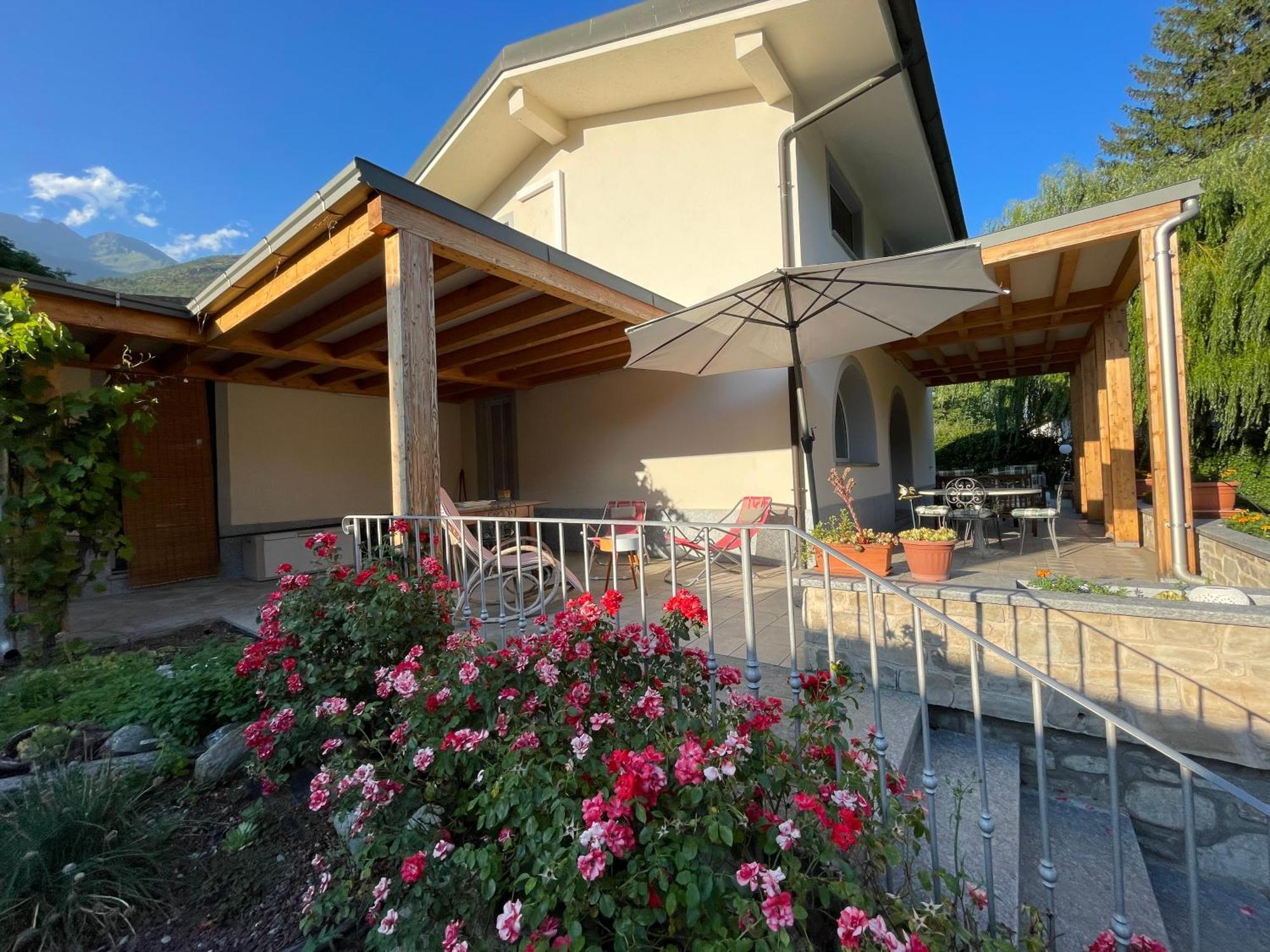 La Casina Di Oscar Ad Ao V Combe Vda Quart 0014 E 00I6 Διαμέρισμα Εξωτερικό φωτογραφία