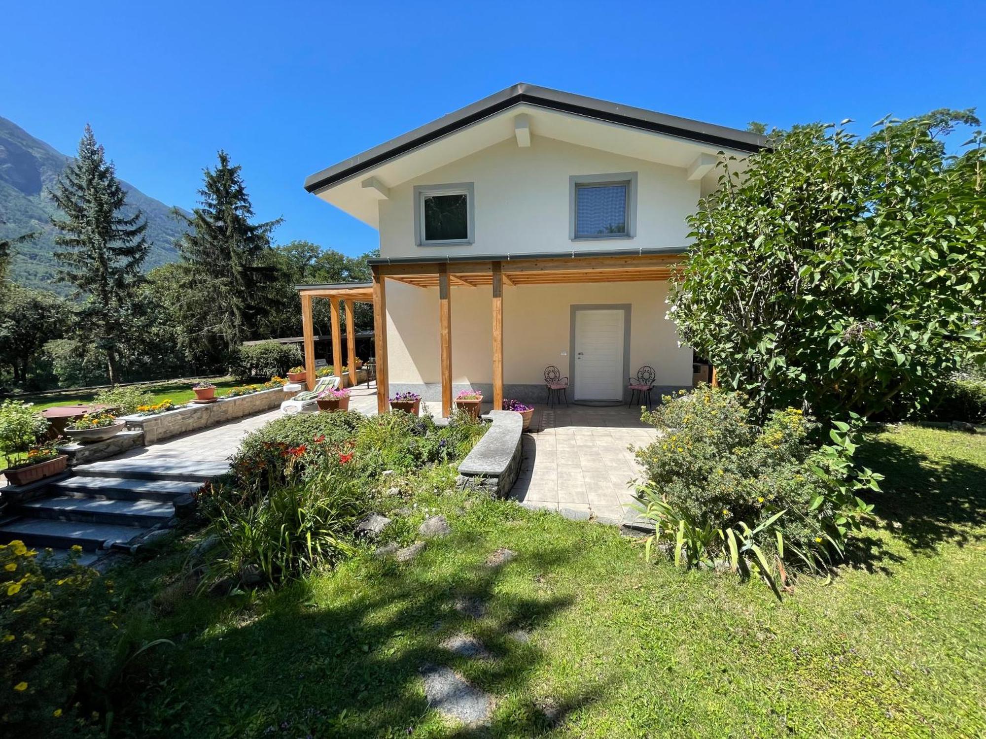 La Casina Di Oscar Ad Ao V Combe Vda Quart 0014 E 00I6 Διαμέρισμα Εξωτερικό φωτογραφία