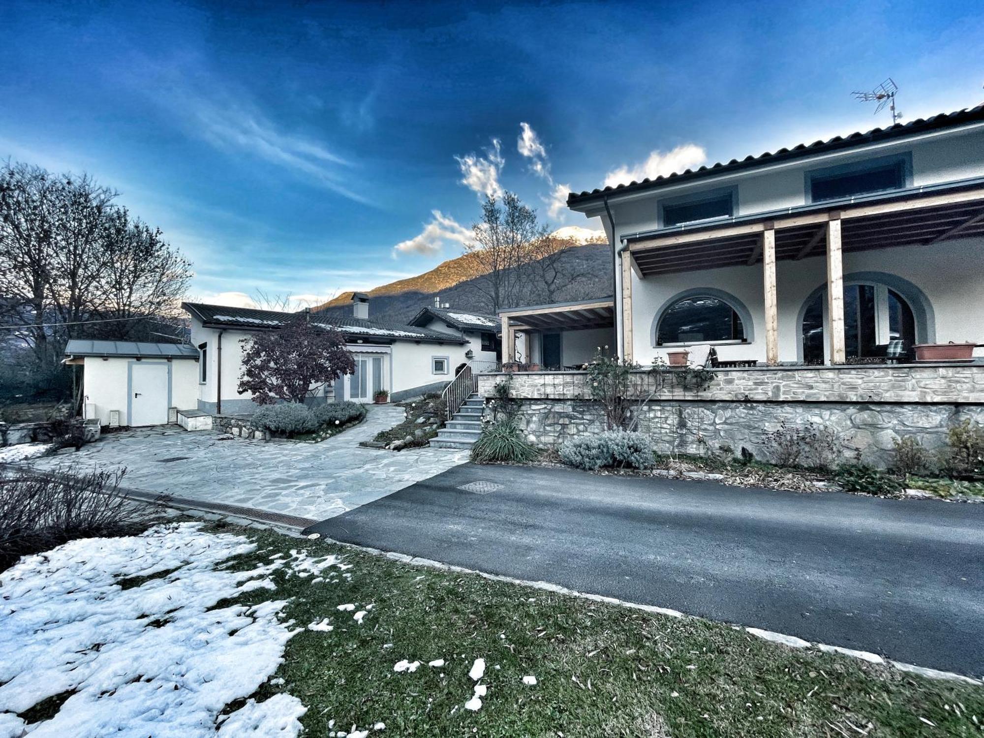 La Casina Di Oscar Ad Ao V Combe Vda Quart 0014 E 00I6 Διαμέρισμα Εξωτερικό φωτογραφία