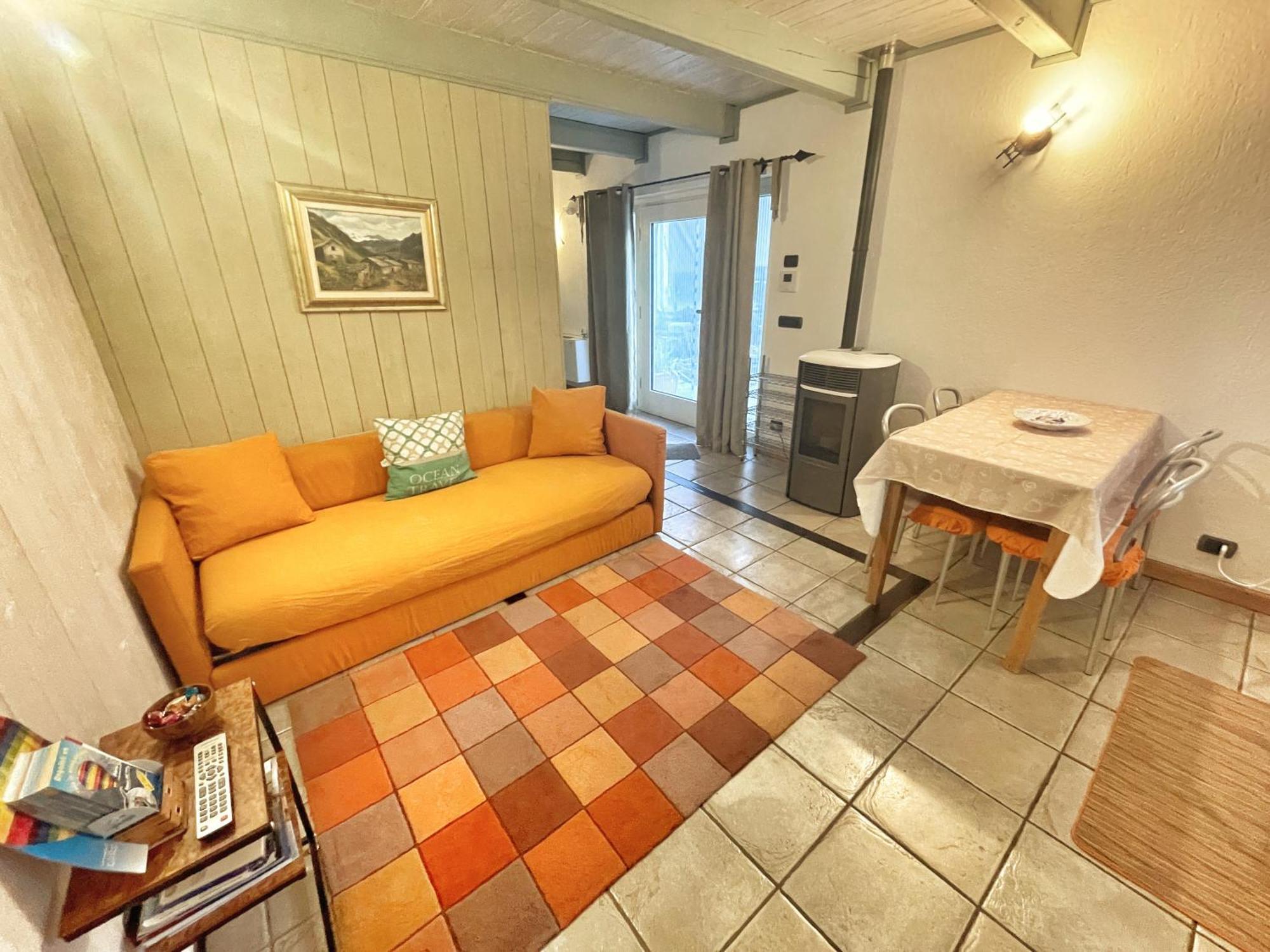La Casina Di Oscar Ad Ao V Combe Vda Quart 0014 E 00I6 Διαμέρισμα Εξωτερικό φωτογραφία